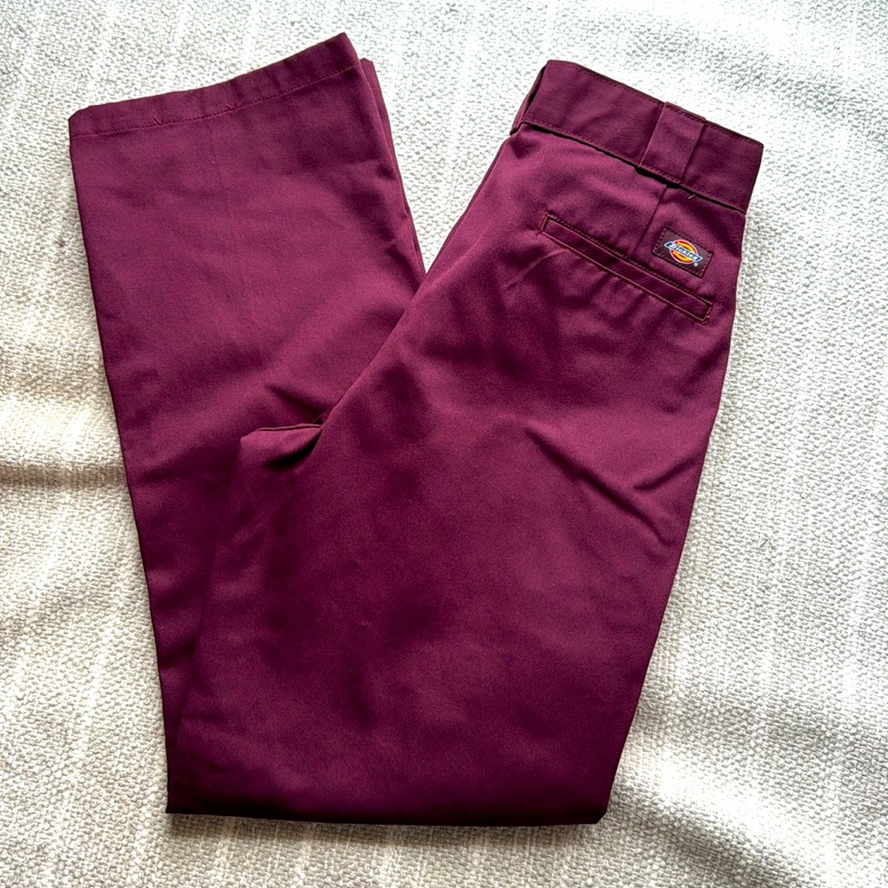 Dickies Men's 874 original fit Work Pants Sz 33 x 32 Maroon color